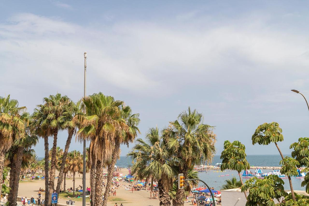 Primera Linea De Playa - Малага Екстериор снимка